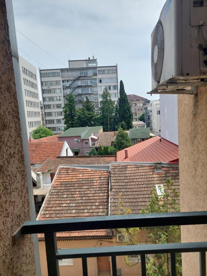 Apartmani Jasmin Novi Sad Buitenkant foto