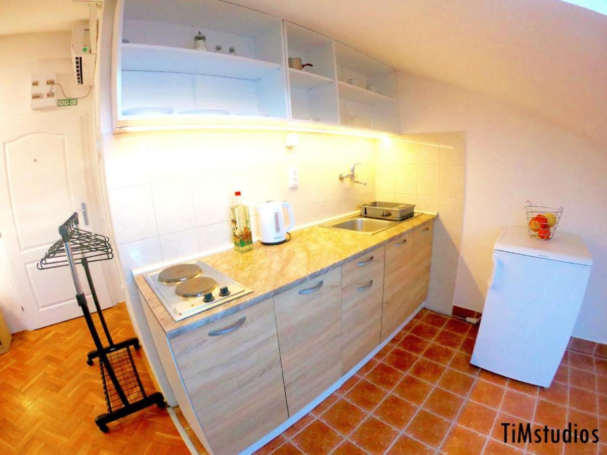 Apartmani Jasmin Novi Sad Buitenkant foto