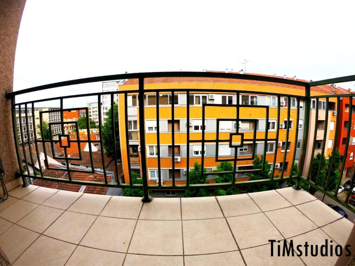 Apartmani Jasmin Novi Sad Buitenkant foto