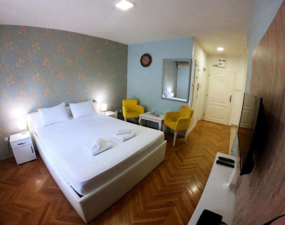 Apartmani Jasmin Novi Sad Buitenkant foto